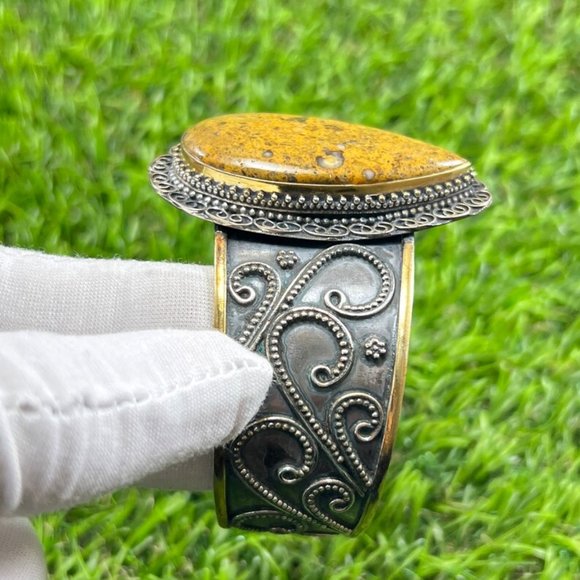 Jasper Cuff Bracelet - Picture 4 of 5